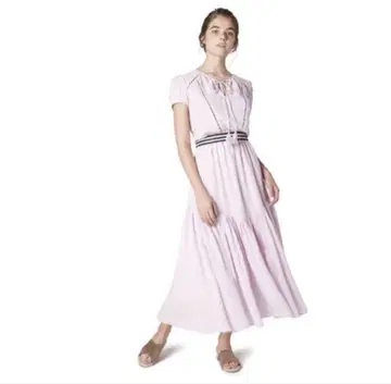 보더스 앳 발코니 연보라 티어드 스트라이프 벨트 원피스 새상품급