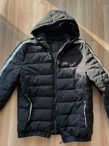 블랙 다운 자켓 후드 부착 XL 미사용 새상품