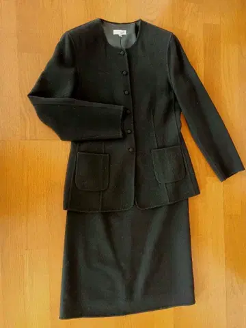 여성 수트 M 사이즈 울 100% [레나운]