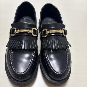 닥터마틴 ADRIAN 스너플 로퍼 uk4