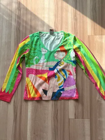 빈티지 아트 프린트 긴팔 T셔츠 이탈리아 디자인 홍콩 제조