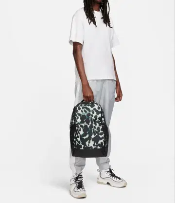 나이키(NIKE) 브라질리아 백팩 24리터