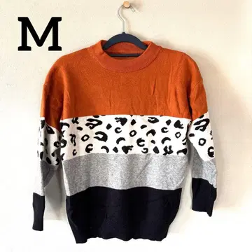 레오파드 무늬 긴팔 니트 스웨터 M 사이즈
