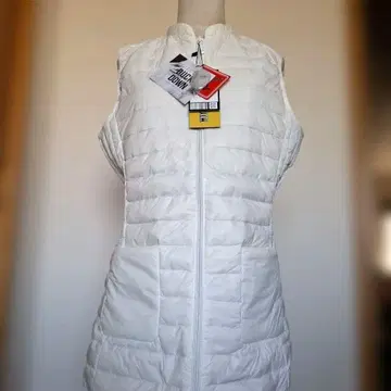 택 포함 새상품 한국제 경량 고급 다운 베스트