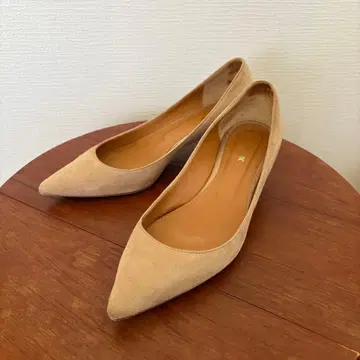 PIPPICHIC 베이지 스웨이드 펌프스 36