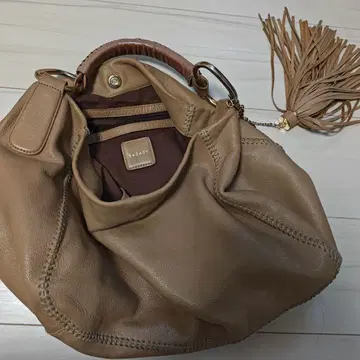 SAZABY 베이지 숄더백