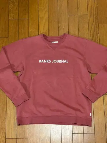 BANKS JOURNAL 뱅크스 자수 로고 맨투맨 L