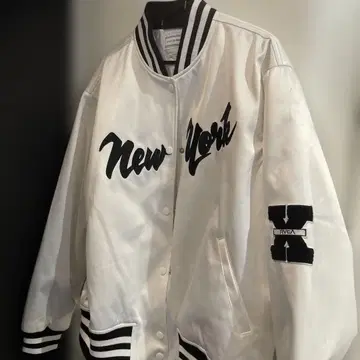 RVCA X STELLA 화이트 바시티 자켓