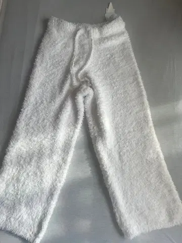 [ 택 포함 새상품 ] 젤라또피케 룸팬츠 아이보리