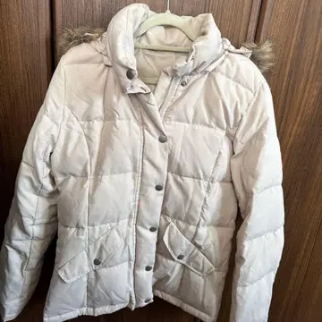 무인양품 다운 자켓 후드 부착