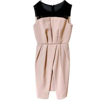 슬리브리스 무릎 기장 원피스