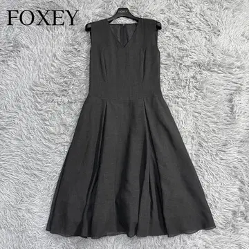 새상품급 폭시 워셔블 V 시어 턱 플레어 원피스