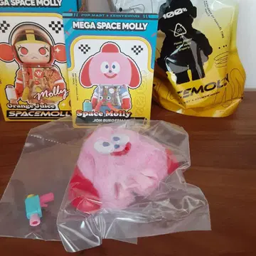 팝마트 메가 스페이스 몰리 존 버거맨 피규어 100%