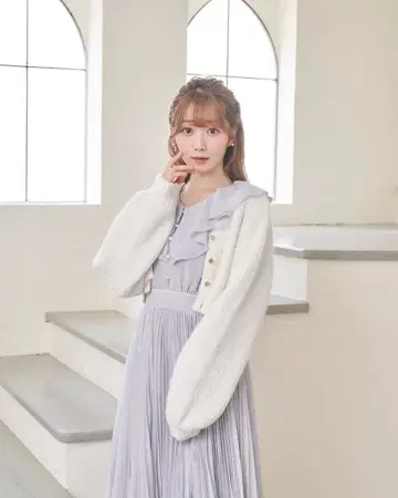 RoseMuse 로제뮤 USEFUL BULKY CARDIGAN