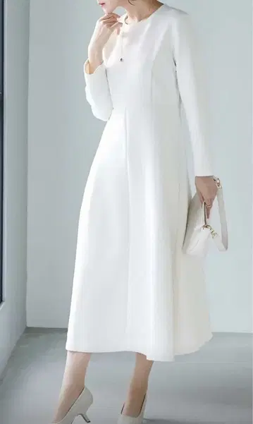 미사용 택 포함 본딩 플레어 원피스 화이트 M