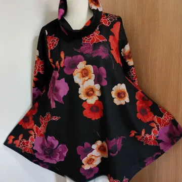 미사용 새상품 레오나르풍 플레어 튜닉 플레어가 매우 귀여운 XXLOK