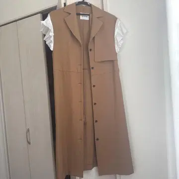 브라운 롱 베스트 노카라