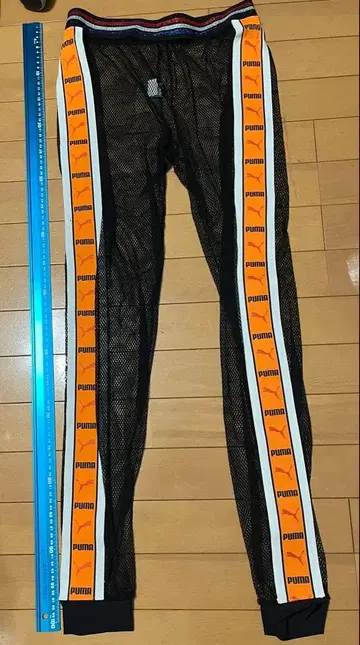 PUMA 메쉬 팬츠 스트라이프 디자인