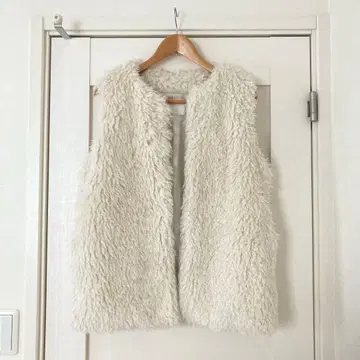 투모로우랜드 Ballsey 보르지 푸들 퍼 크루넥 베스트