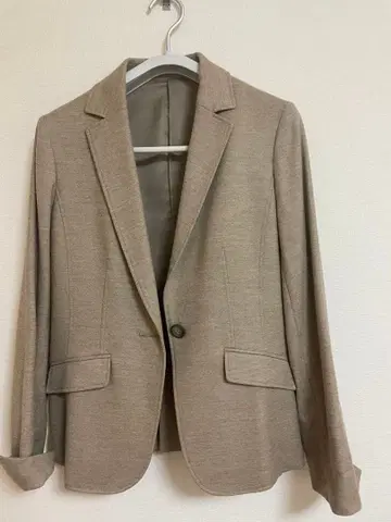 베이지 테일러드 자켓 M 사이즈