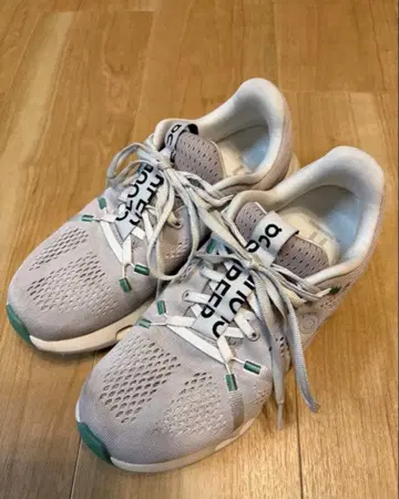 On 스니커즈 US 7.5 라이트 그레이