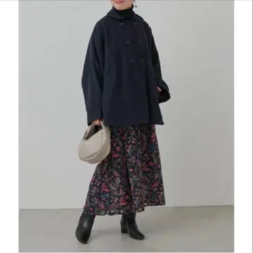 미사용품 비어즐리 판초 코트 와이드 실루엣 네이비