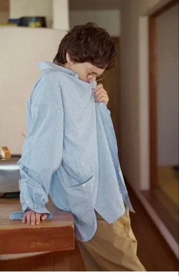 Evistub 블루 화이트 스트라이프 긴팔 셔츠 M