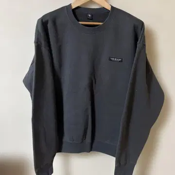 RATS FLEECE CREW NECK SWEAT 차콜