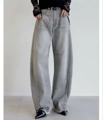 새상품급 리디 2025AW 밑단 프린지 배럴 레그 데님 팬츠 그레이 S