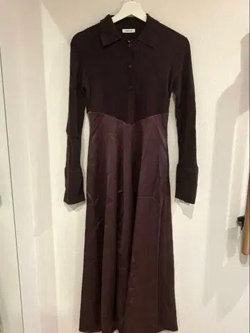 프레이 아이디 오픈 폴로 카라 니트 원피스 브라운