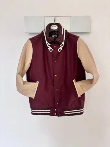 [ 새상품급 ] BEAMS 버건디 바시티 자켓 울
