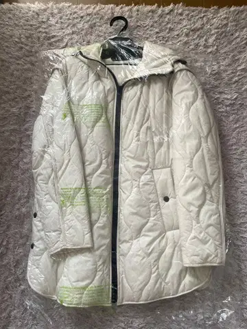 ZARA 후디드 퍼프 자켓