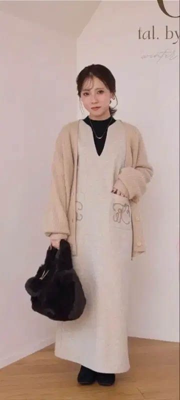 시마무라 tal.by yumi. 코드 자수 오버롤 스커트 온라인 한정판