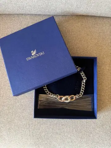 스와로브스키 크리스탈 초커 목걸이