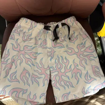 CHALLENGER/FIRE SHORTS ( LT PINK/WHITE )