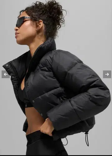 alo yoga 애로우요가 새상품 다운 Gold Rush Puffer