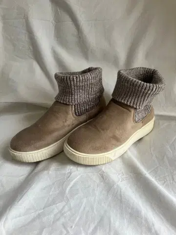 베이지 스웨이드 니트 커프 부츠 M 사이즈