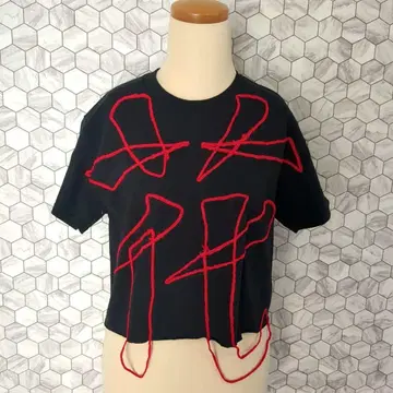 [ 꽃 ] 문자 티셔츠 여성용 개성있는 1점뿐인 미사용 새상품