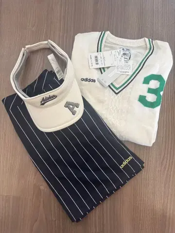 [새상품] 아디다스 골프 스웨터 (L) 스커트 (M) 선바이저 3점