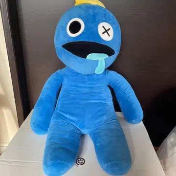 파란색 캐릭터 봉제 인형
