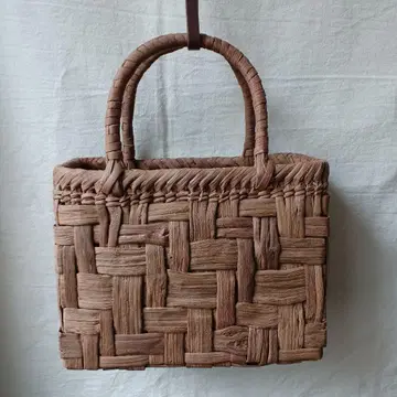 작은 일본산 야마부도 바스켓 굵은 가지