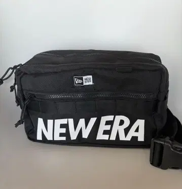 NEWERA 힙색 새상품급 바디백