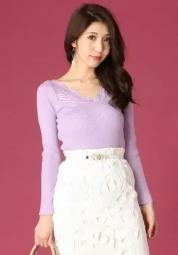 새상품 delylenoir 라벤더 레이스 V넥 니트