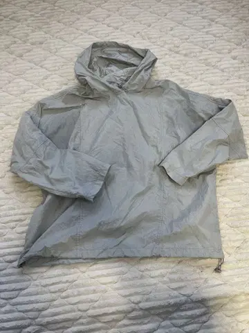 ZARA 자라 캥거루 포켓 나일론 자켓 후드 부착 그레이