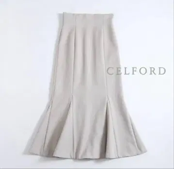 CELFORD 플레어 머메이드 스커트 화이트