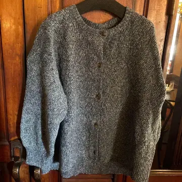 두꺼운 원단 가디건