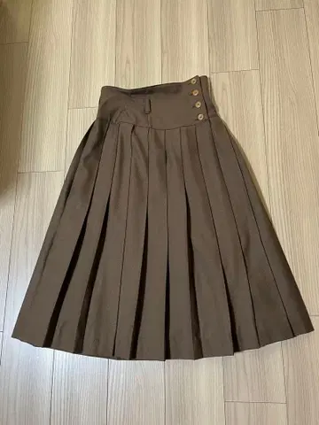브라운 플리츠 스커트