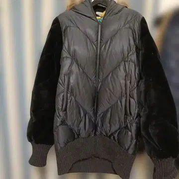 플라워 무늬 후드 부착 자켓