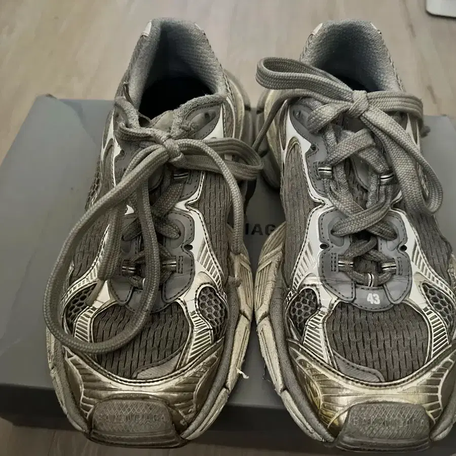 BALENCIAGA 3XL 国内正規品 グレー ４３ Balenciaga 3XL Reflective Sneakers | Saks Fifth Avenue