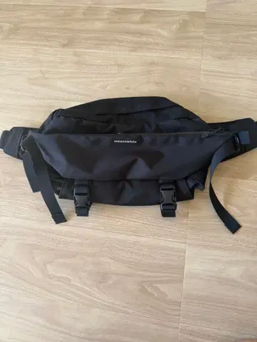 새상품 GOOPiMADE x meanwhile 힙색